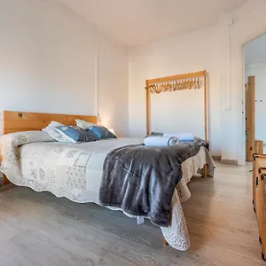 apartament-via-de-limperi-roma.top-hotels-tarragona.com/